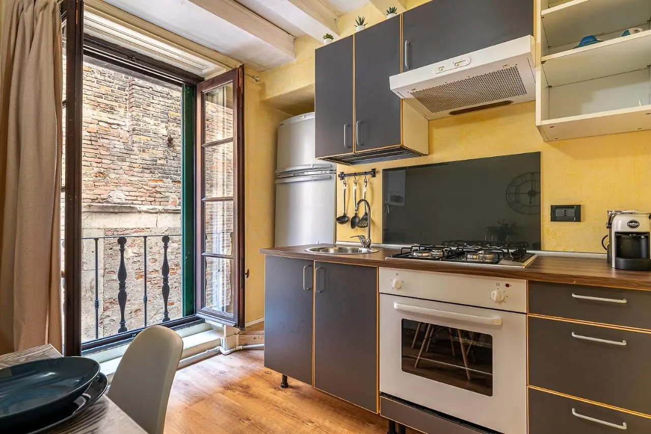 Apartment Suite Palladio Centro Vicenza A 2 Passi Da Piazza Dei Signori Check-In Veloce Italy